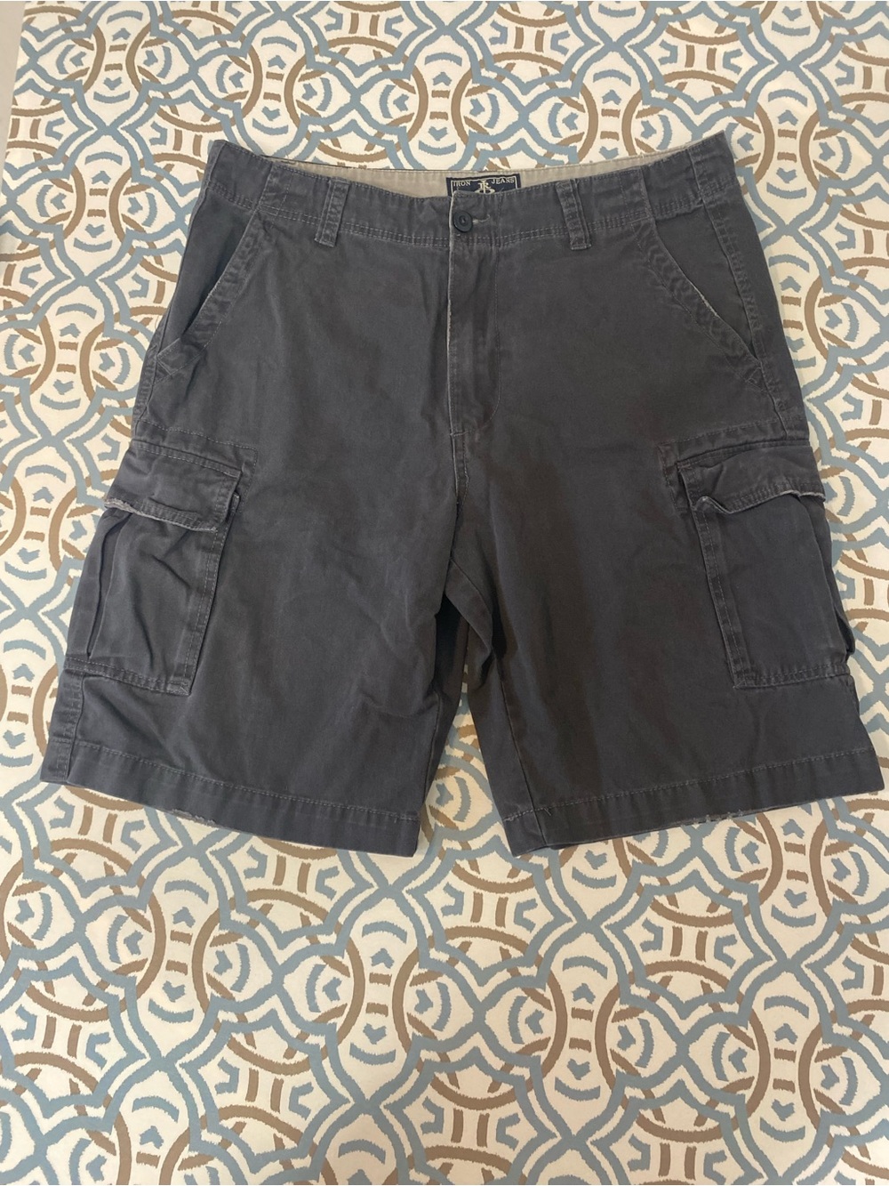 Men's Cargo Shorts in Charcoal with Utility Pockets